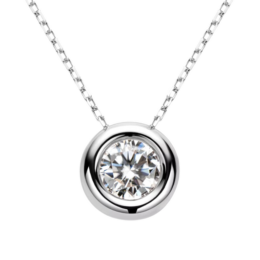 Ember glem Round Bezel Pendant Necklace