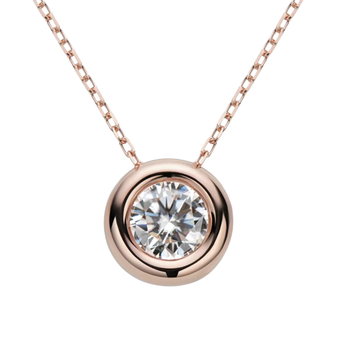 Ember glem Round Bezel Pendant Necklace