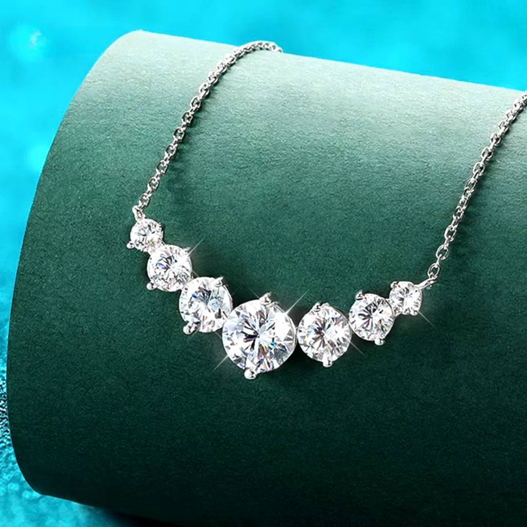 Smile Princesses Sparkling Diamond Pendant  Necklace