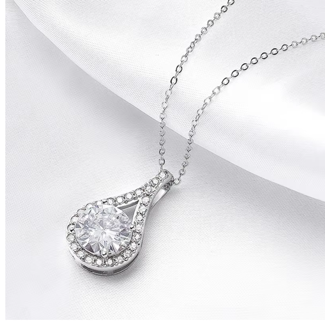 Water Drop Pendant Necklace