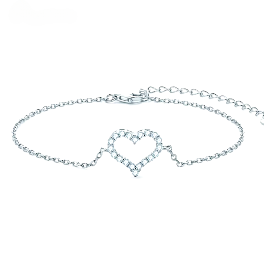 Infinite gleaming Heart charm bracelet